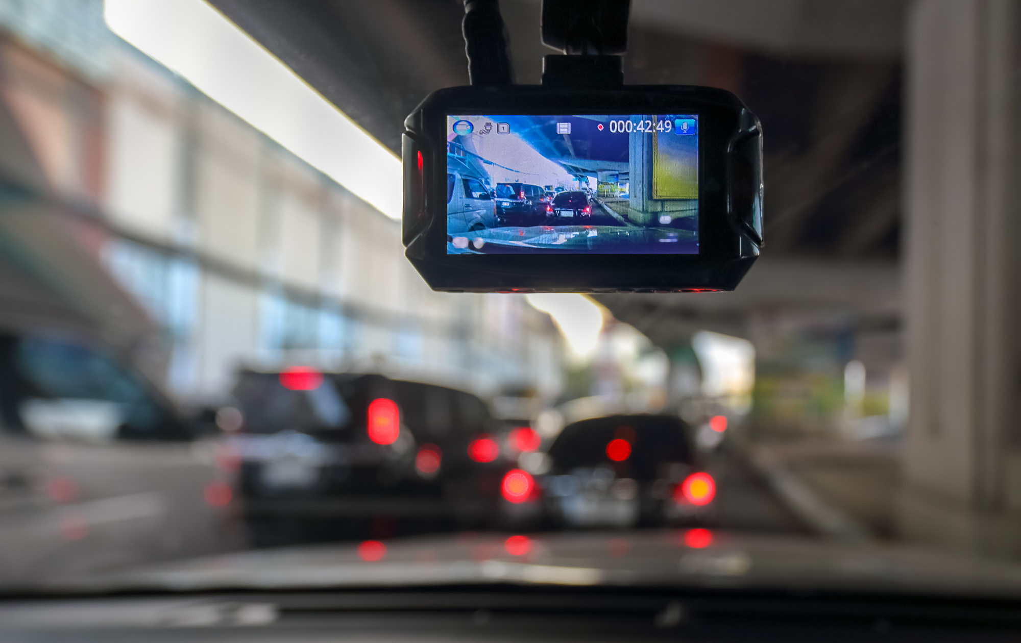 Dash cam mounted in a car